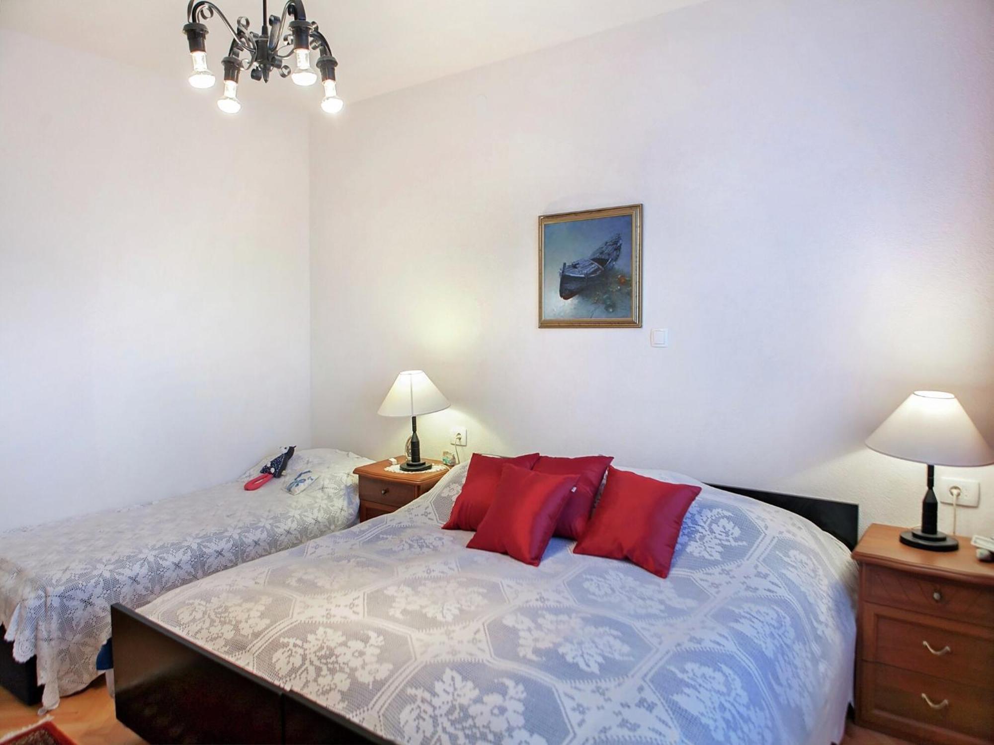 Cozy Apartment With A Balcony And A Sea View Brela Buitenkant foto
