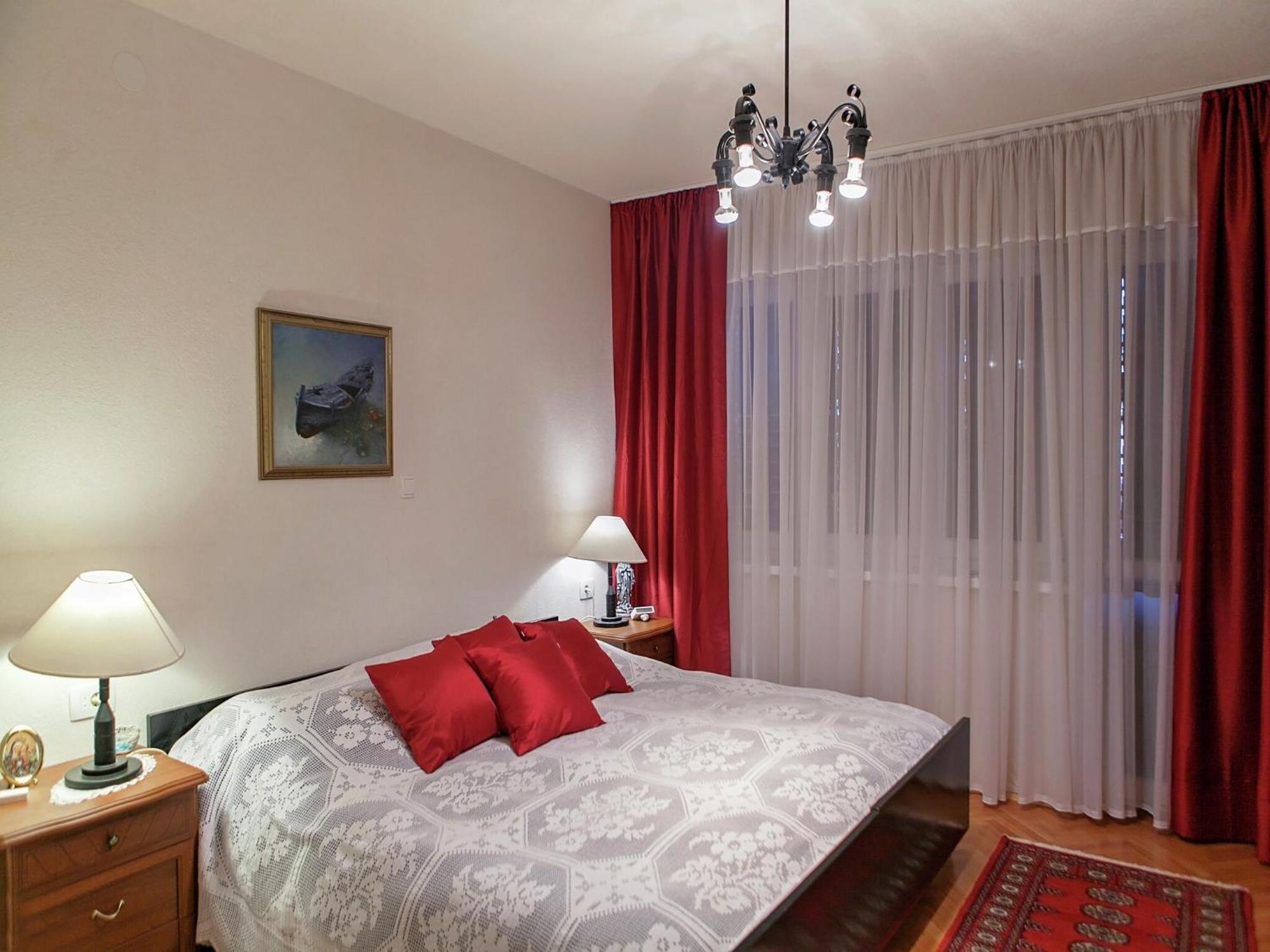 Cozy Apartment With A Balcony And A Sea View Brela Buitenkant foto
